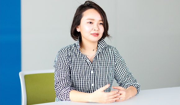 会議中に「MECE」などの用語が飛び交うようになり、研修での学びが資料や打ち合わせに反映されている