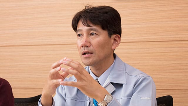 改革実現のカギは経営と現場を結ぶ ミドルマネジャーの成長