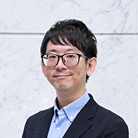 山崎の顔写真