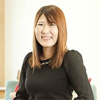 浜岡由衣様の顔写真
