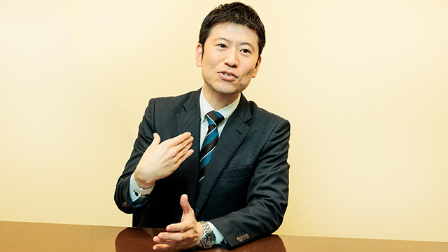 集合研修で終わらず、3カ月にわたって、一人ひとりの学びを現場で実践するところまでフォローしてもらえる点が決め手になった