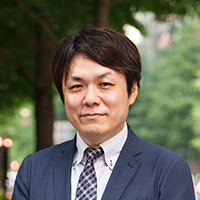 鈴木の顔写真
