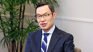 インタビューの様子(2)
