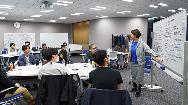 人事が1on1に介入し、マネジャーを育成する2
