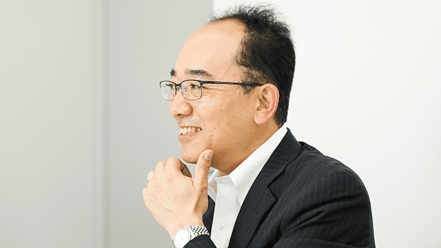  隈部淳二氏インタビューの様子
