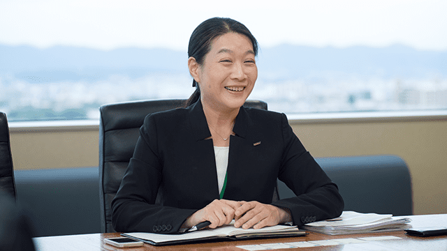 平田智子氏インタビューの様子