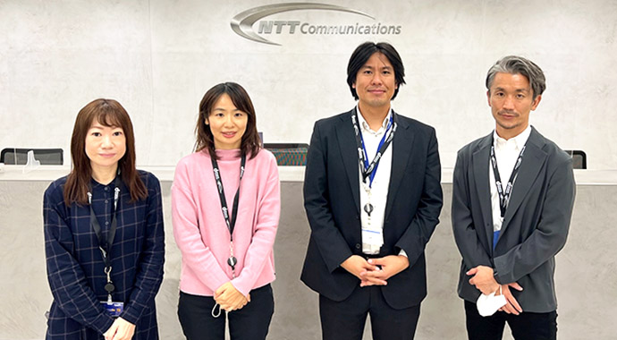 NTTコミュニケーション集合写真