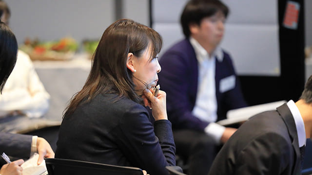 事業案の諾否条件の明確化と共有を1