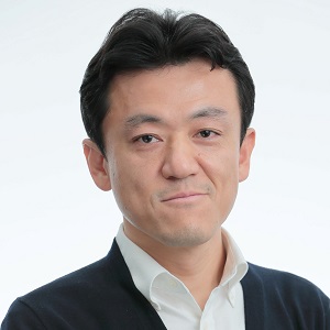 講師