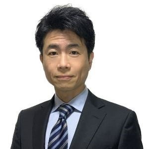 講師