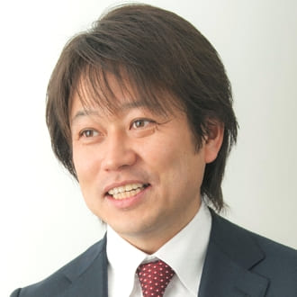 講師