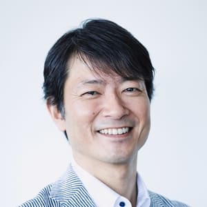 講師