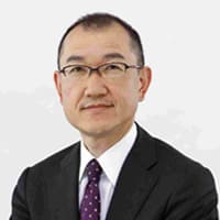 講師