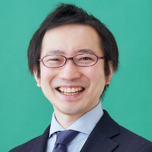 講師