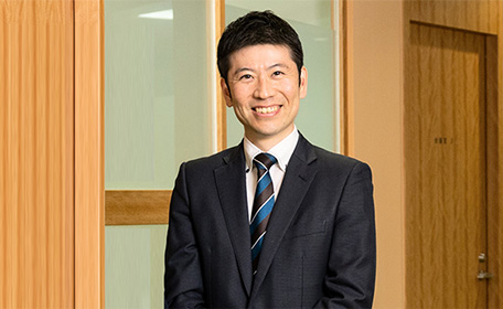次世代リーダー育成の第一歩として、「管理職研修をはじめて導入」。マネジャー同士の横のつながりと共通言語をつくり出せた